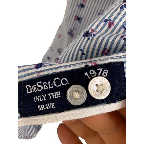 Diesel Co Men's Floral Short Sleeve Button-Up Shirt Size S 7227 Skater - Picture 6 of 10